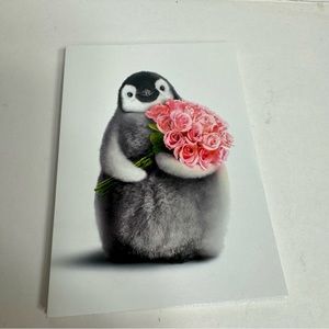 8 Avanti Greeting cards- baby penguin with pink roses
Holiday: Valentines Day